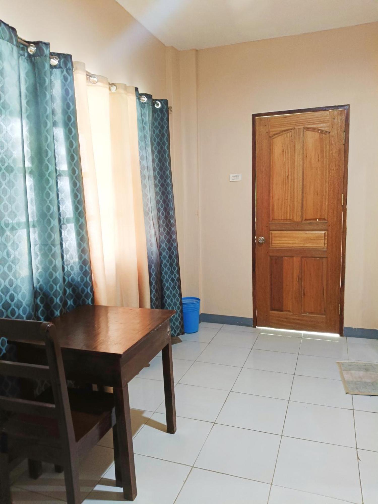 James Homestay Siquijor Habitación foto